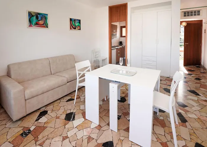 Lejlighed Belmonte-4 By Interhome