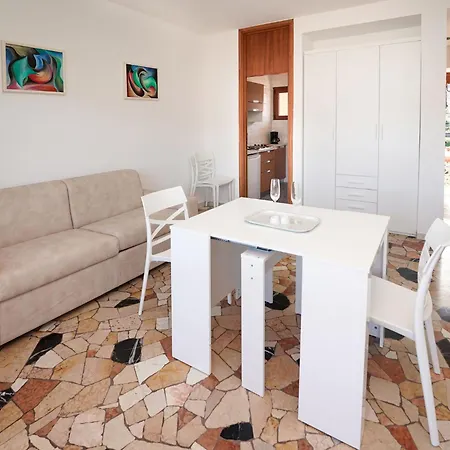 Apartment Studio Belmonte-4 By Interhome